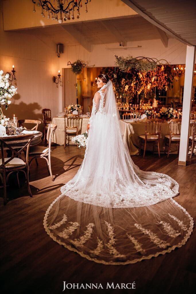 Vestido de novia de Johanna Marcé, corte Princesa