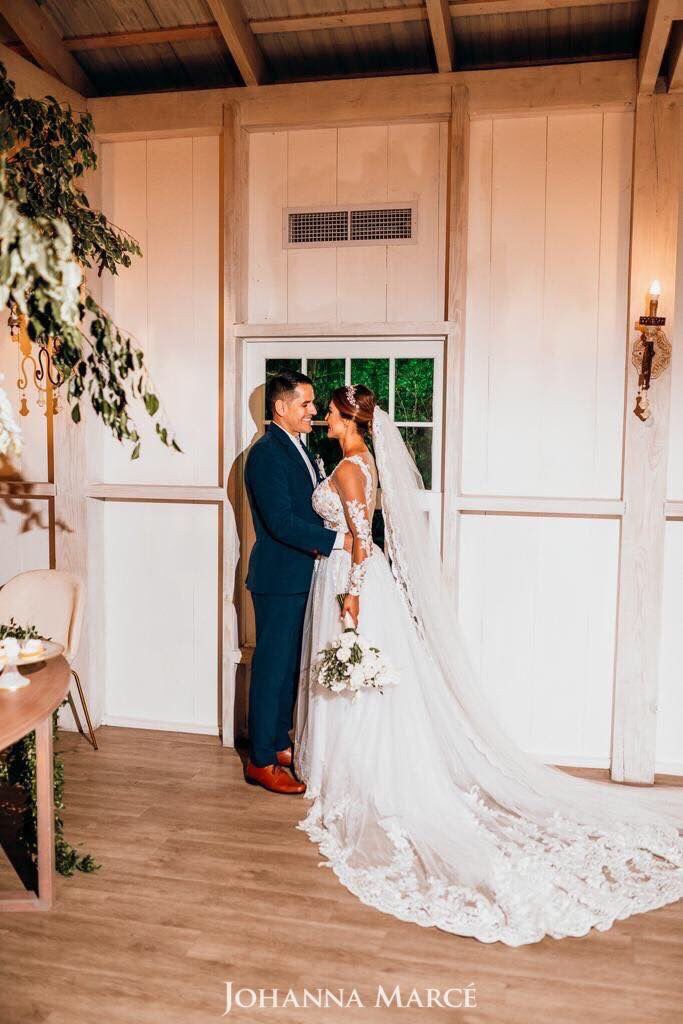 Vestido de novia de Johanna Marcé, corte Princesa