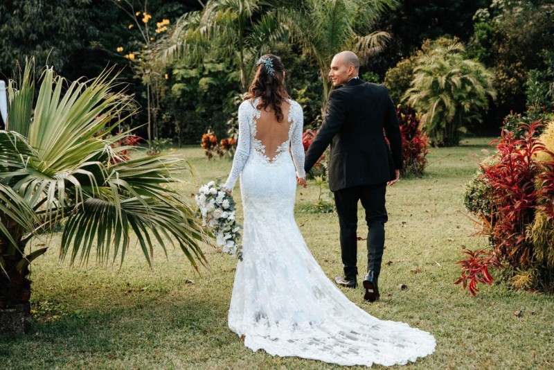 Vestido de novia de Johanna Marcé, Mangas entalladas