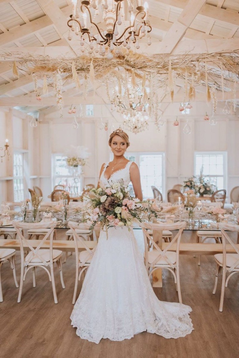 Vestido de novia de Johanna Marcé, Confeccionado en Guipure