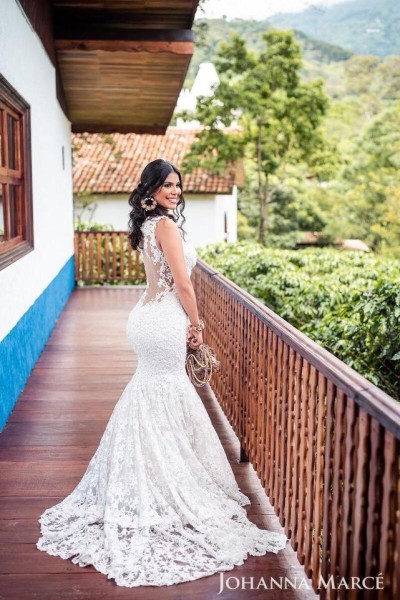 Vestido de novia de Johanna Marcé, Confeccionado en Guipure